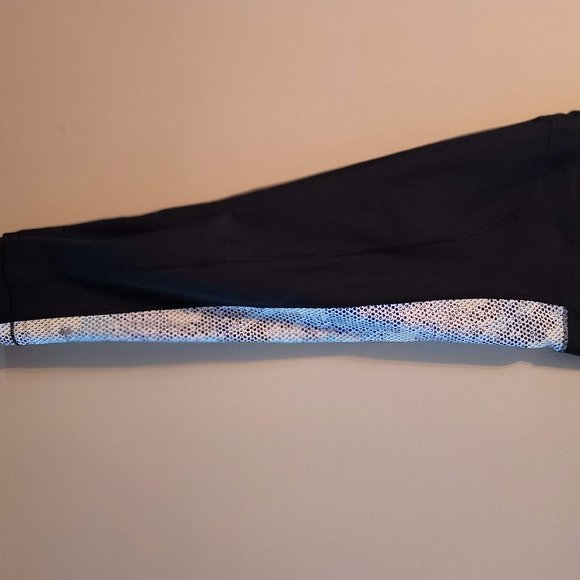 Under Armour Capri Leggings - Picture 7 of 10